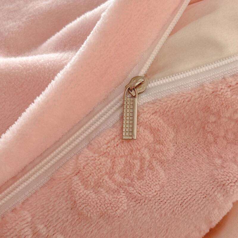 Carved Velvet Double Layer Lace Ruffles Bow Princess Bedding Set Winter Warm Duvet Cover Flat/Fitted Bed Sheet Pillowcases 4Pcs W260302