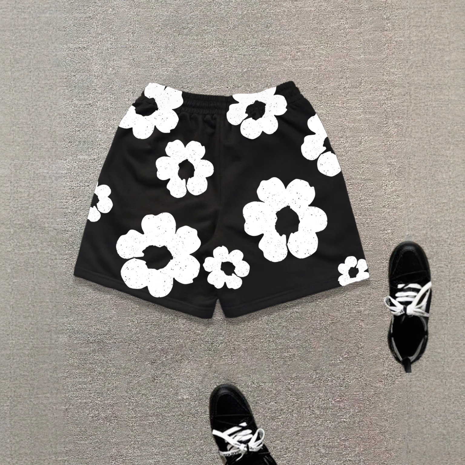 2026 Luxury Brand Designer Clothing Men's Summer Black And White Floral Print Shorts Trendy Fashion Casual Sports Shorts New Versatile Spring Sum