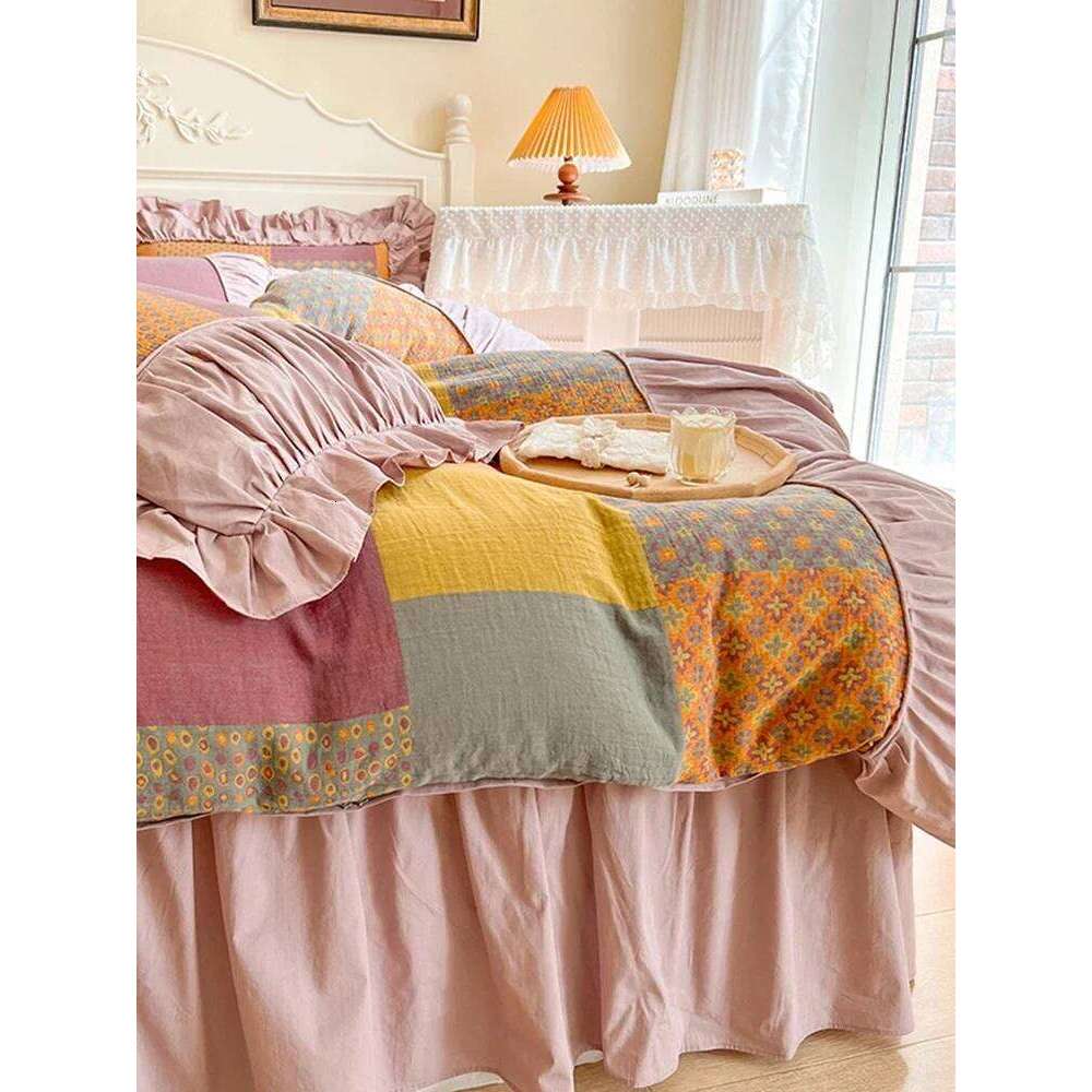 Four-Piece Set Bed Skirt Stitching Printing and Dyeing Household Bedding French Retro Plaid Cotton Thickened Warm Autumn Winter W260302