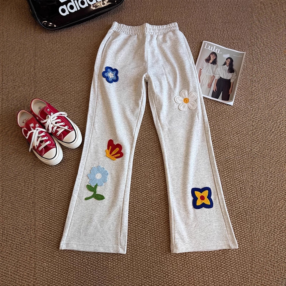 2026 Luxury Brand Designer Clothing Floral Gray Heavy Embroidered Curved Hem Sweatpants For Men, Summer Cleanfit Pants, American Retro Flared Sports P