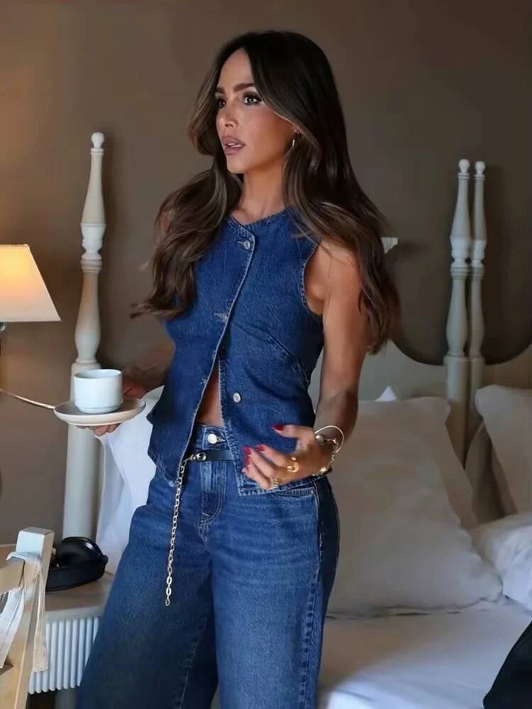 Women's 2025 New Fashion Denim Vest Top Ladies Casual Cropped Sleeveless Jacket Coat Streetwear Waistcoat Outerwears dongdumaoyi