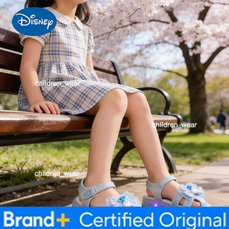 Disney KidsSandalsl Led Light Elsa Princess Frozen PU Leather Sequin Pearl Summer Shoes Anti-slip Breathable Pink Blue Size 22-32 H2603031