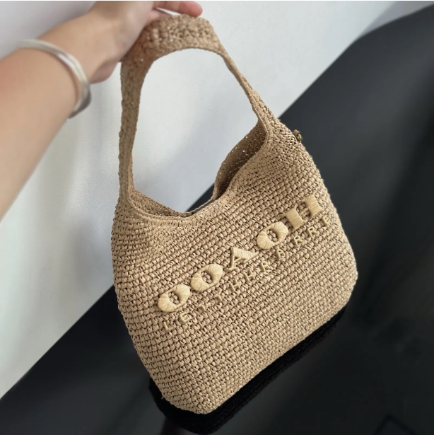 Beach Bags Designer Bags Tote Bag Vegetable Basket Fashion Bag Designer 2026 Wallet Shoulder Bag Ladies Summer Straw Vacation Travel Straw Bag