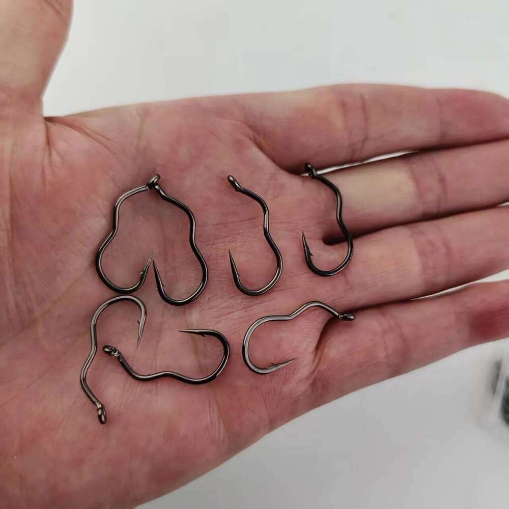 50pcs Automatic Flip High Carbon Steel Fish Barbed Hook for Bass Carp Fishing Freshwater Tackle Accessories Box Z260228