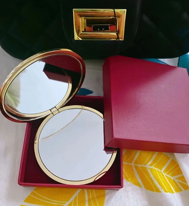 Make up Compact Mirrors Portable Folding Fashion Mirror Heart-shaped Handhold Double Sided Brand Cosmetic Mirrors For Outdoor Travel