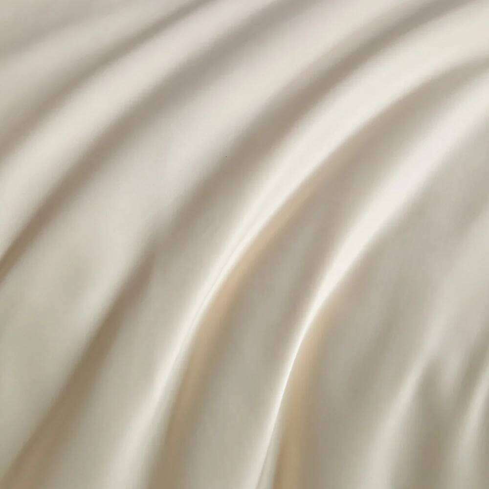 Luxury Ice Silk Bedding Solid Color Quilt Smooth Cool Four Piece Set Duvet Cover Bed Sheet Pillowcase Bedroom Decor W260302