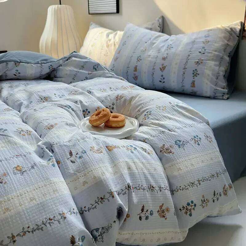 Bedding Duvet Cover Fresh Blue Floral. Wrinkled Yann Set Of Four Pieces, Washing Cotton Bed Sheets W260302 W260302