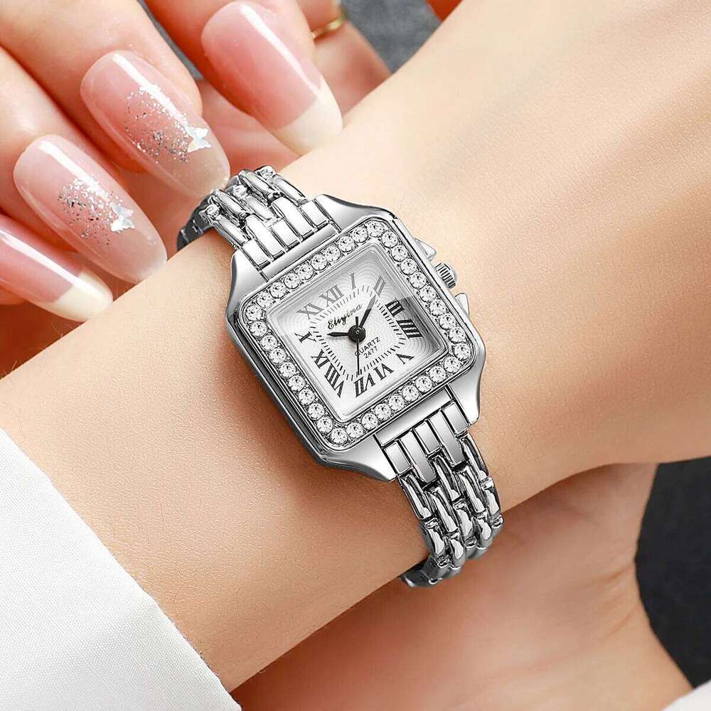 Elegant Rhinestone Square Women Watches Fashion Roma Dial Quartz Wristwatch Reloj Mujer Ladies Clock Without Box XJ260303
