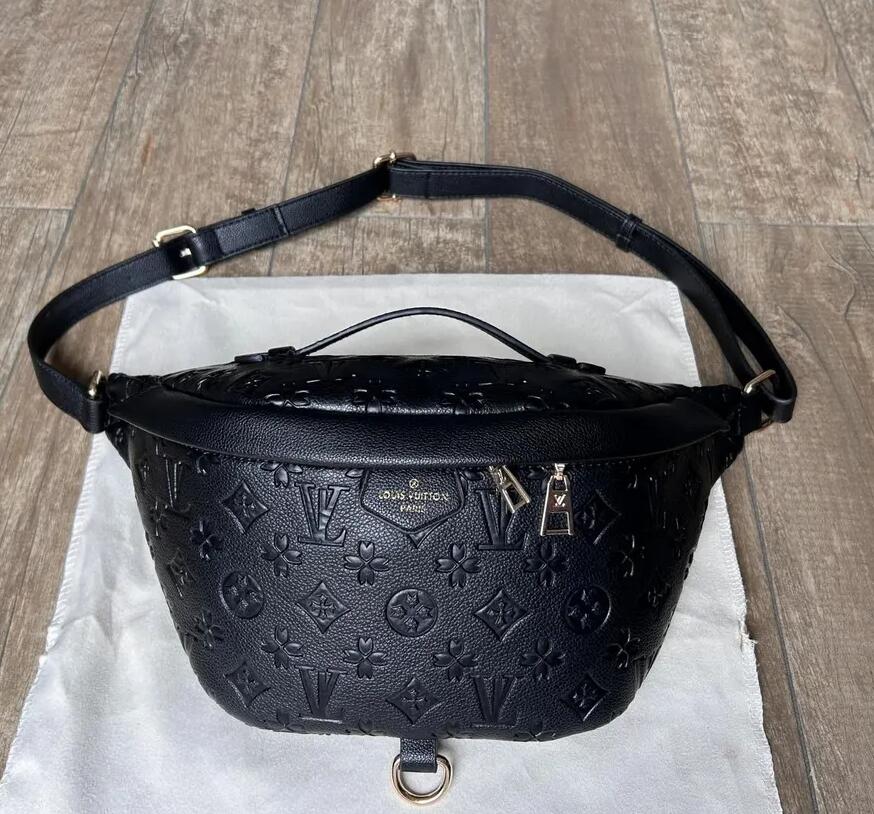 Luxurys Designers bags Waist Bags Mens Chest pack men women bag bags Unisex Men Women man leather Sport Fanny Pack Belly Waist Bum Bag lvslys cross body bag