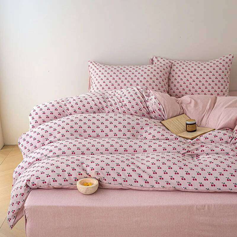 2025 new yarn-dyed warm fleece ground double-layer yarn bed four-piece set thickened in autumn and winter cute cartoon W260302