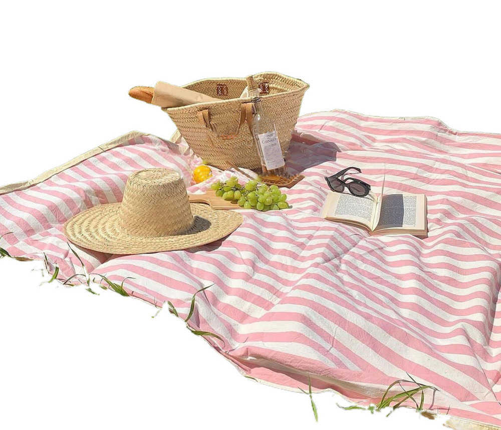 Outdoor spring outing mat picnic mat camping moisture-proof mat portable waterproof picnic blanket for music festivals ins-style picnic cloth for