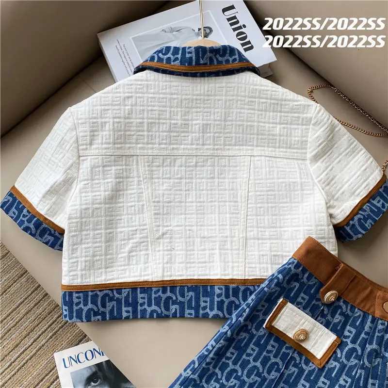 Blue Jacquard 2-Piece Set for Women Retro Monogram Jacket & Shorts with Brown TrimT260303 - view 4