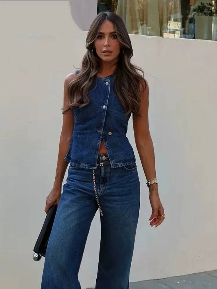 Women's 2025 New Fashion Denim Vest Top Ladies Casual Cropped Sleeveless Jacket Coat Streetwear Waistcoat Outerwears dongdumaoyi