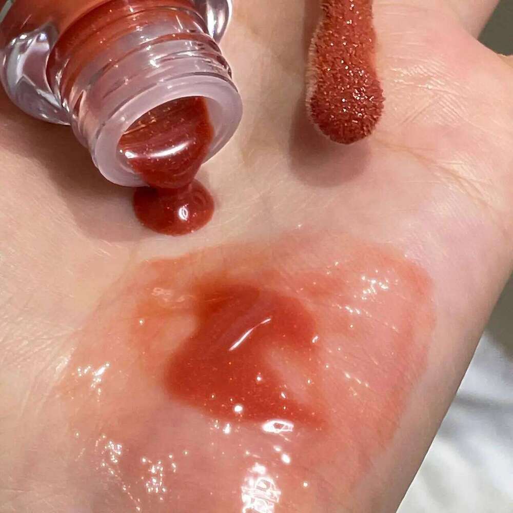 Light-Sensitive Gloss, Long-Lasting Moisturizing Not Easy to Come Off, Ultra-High Color Payoff, Autumn and Winter Liquid Lipstick, Lip Care, Women