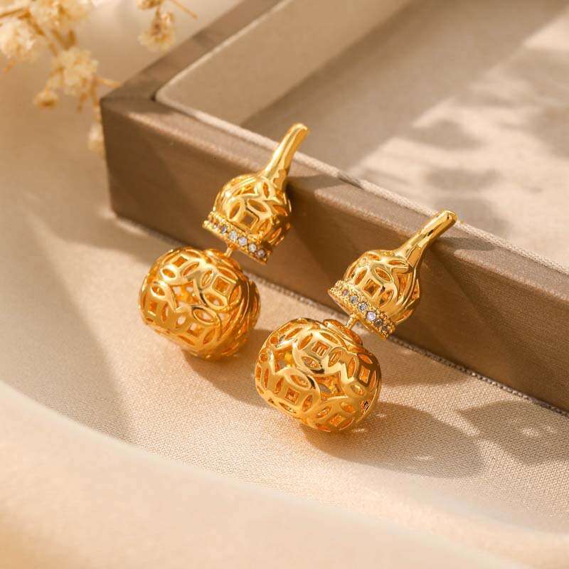 Micro-inlaid Zircon Hollow Gourd Earrings For Women Ins-style Fashion Studs Exquisite Ear Accessories