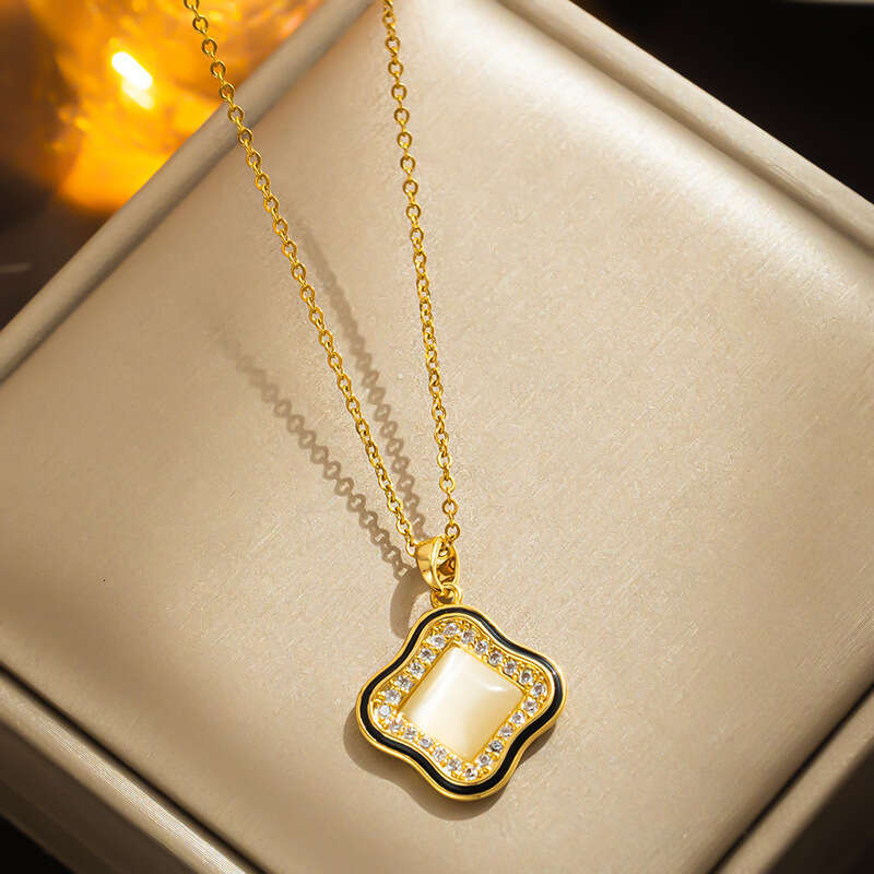 Korean-style Micro-inlaid Zircon Lucky Clover Cat's Eye Stone Light Luxury Necklace For Women