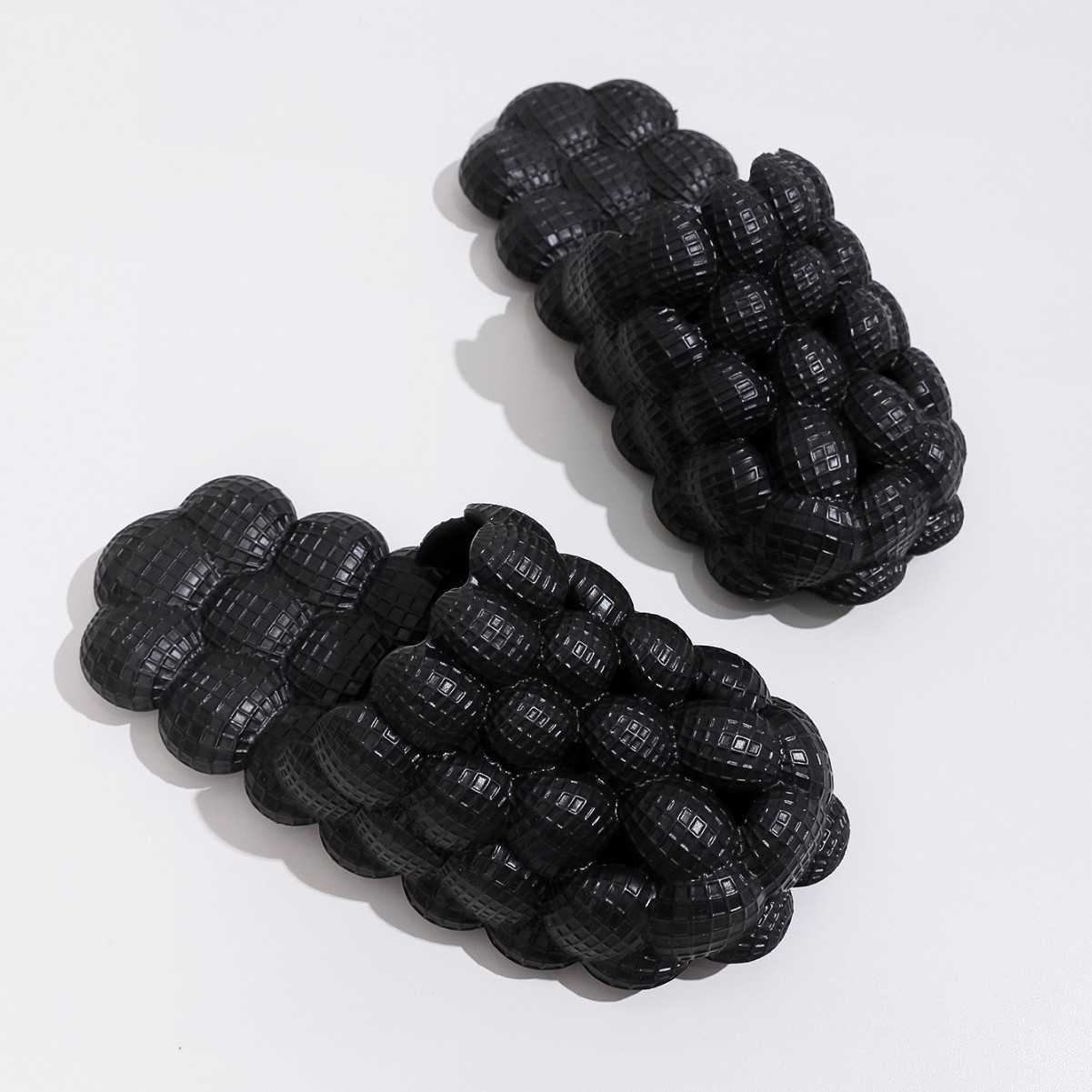 New style home wear flip-flops for women, outdoor flat-bottom indoor couple anti-slip EVA household squatting sensation slippers J260303