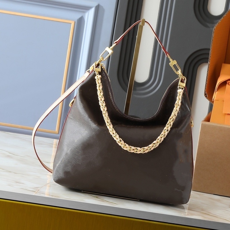 Designer bag top Luxury Bag large capacity Chain Strap Tote Bag high quality Letter Print Fashion Shoulder Bag for Women Versatile Everyday Handbag Crossbody bag