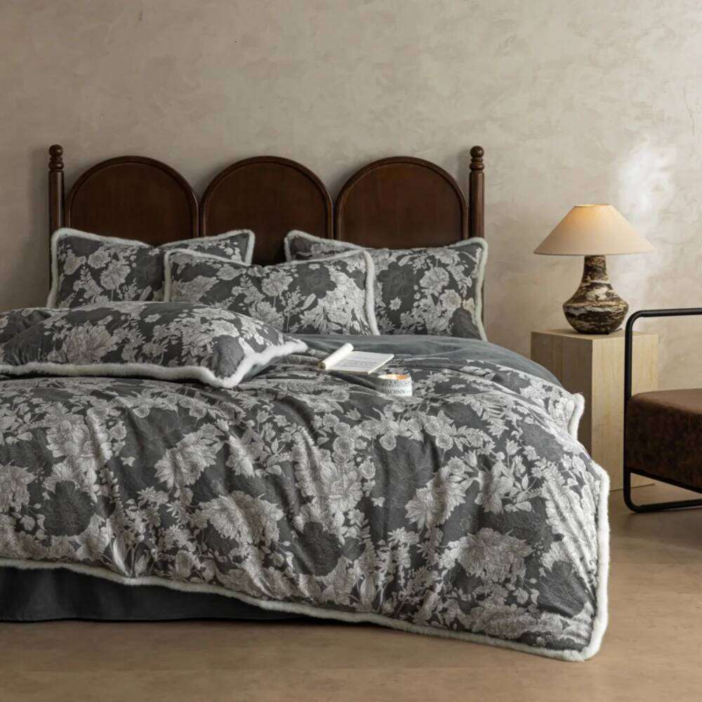 Thickened Retro Cotton Linen Milk Velvet Four-Piece Winter Warm Bedding Set Floral Printed Quilt Cover Pillowcase Bed Sheet W260302