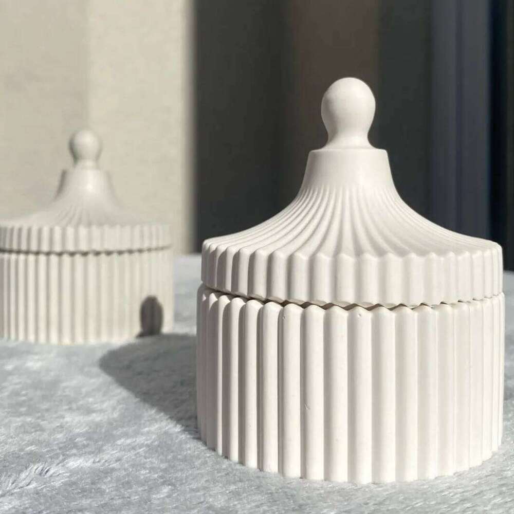 Handmade Daisy Gypsum with Unique Container, Pear Freesia Scented Soy Wax Candle Home, Aromatherapy Gift for Women W260303