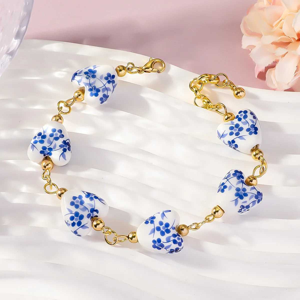 Vintage Love Heart Ceramic Beads Bracelet Fashion Blue and White Porcelain Ceramic Drop Earrings Trendy Elegant Women Jewelry H260303