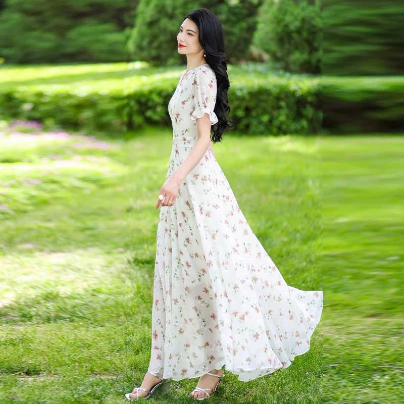 V-Neck Dress Youthful Slim-Fit Elegant Gown Fashionable Casual Beach Maxi Dress M260304
