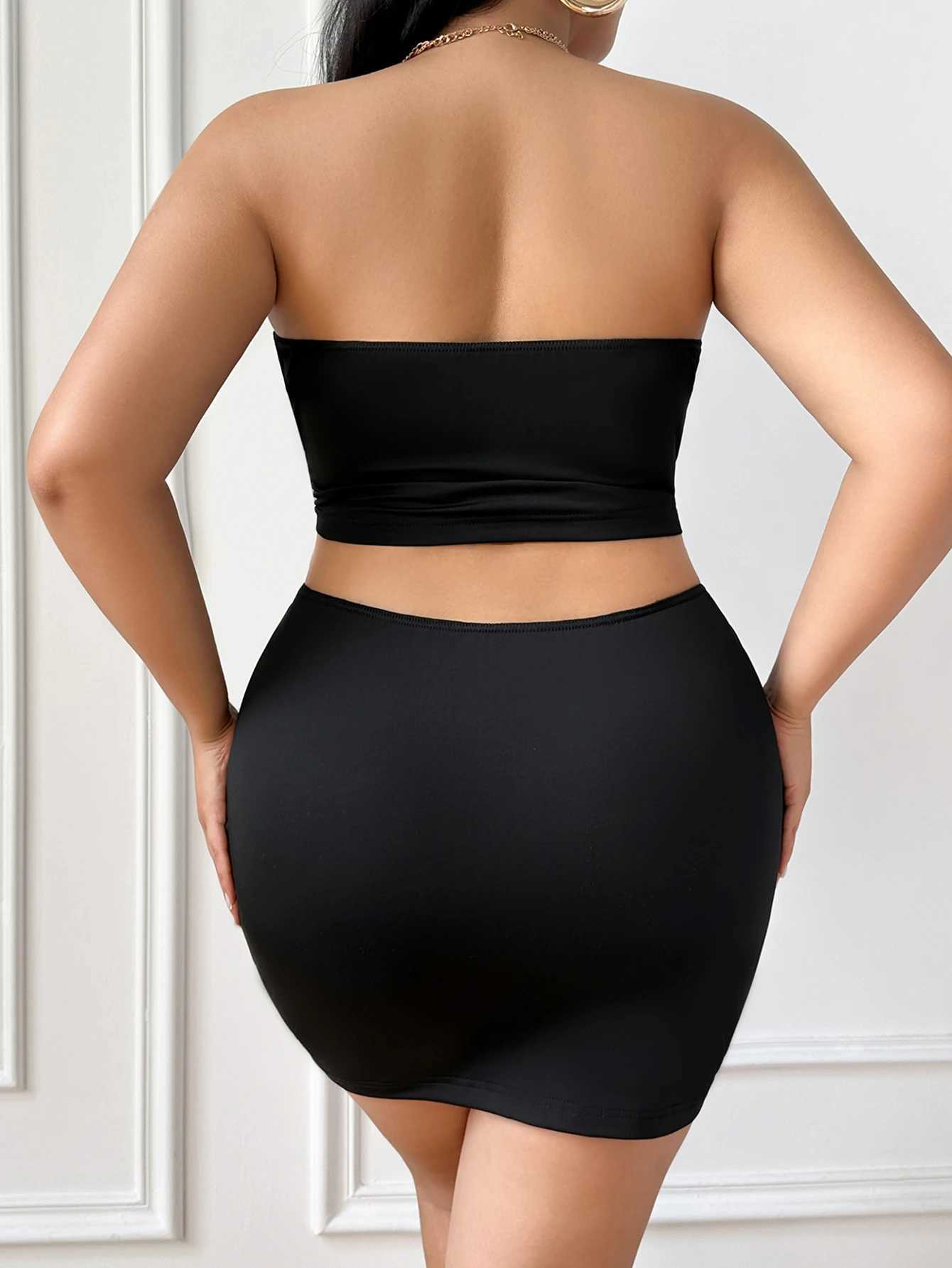 Womens Solid Color Sleeveless Off-Shoulder Pouch Back Bustier Fitted Short Skirt Sexy Cut-Out Fitted Bodycon Dress M260304