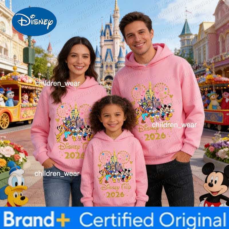 Disney Mickey Minnie 2026 Golden Castle Fun Trip Print Kids Hoodie Autumn Winter Fleece Lined Boys Girls Warm Cotton Sweatshirt H260304
