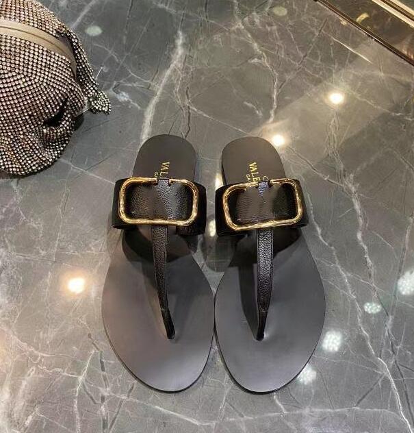 Designer Slippers slides sandals Summer Flats Sexy real leather platform Shoes Ladies Beach Effortlessly Stylish Slides size 36-42 C691
