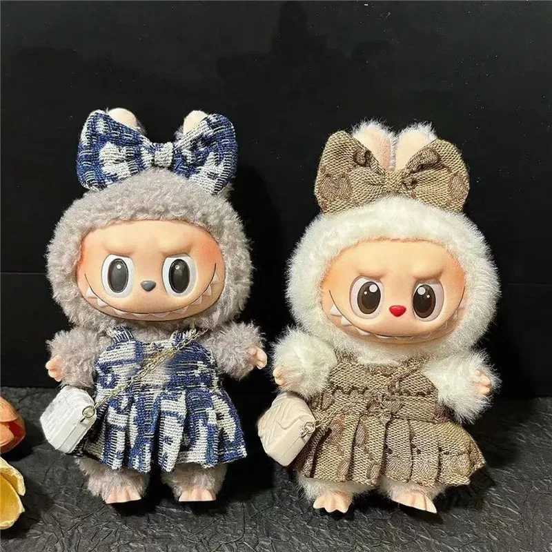 17cm Labubu Brown Monogram Overalls Hat Set, Luxury Retro Doll Outfit for V1 V2 V3 Party Accessories & GiftsT260304