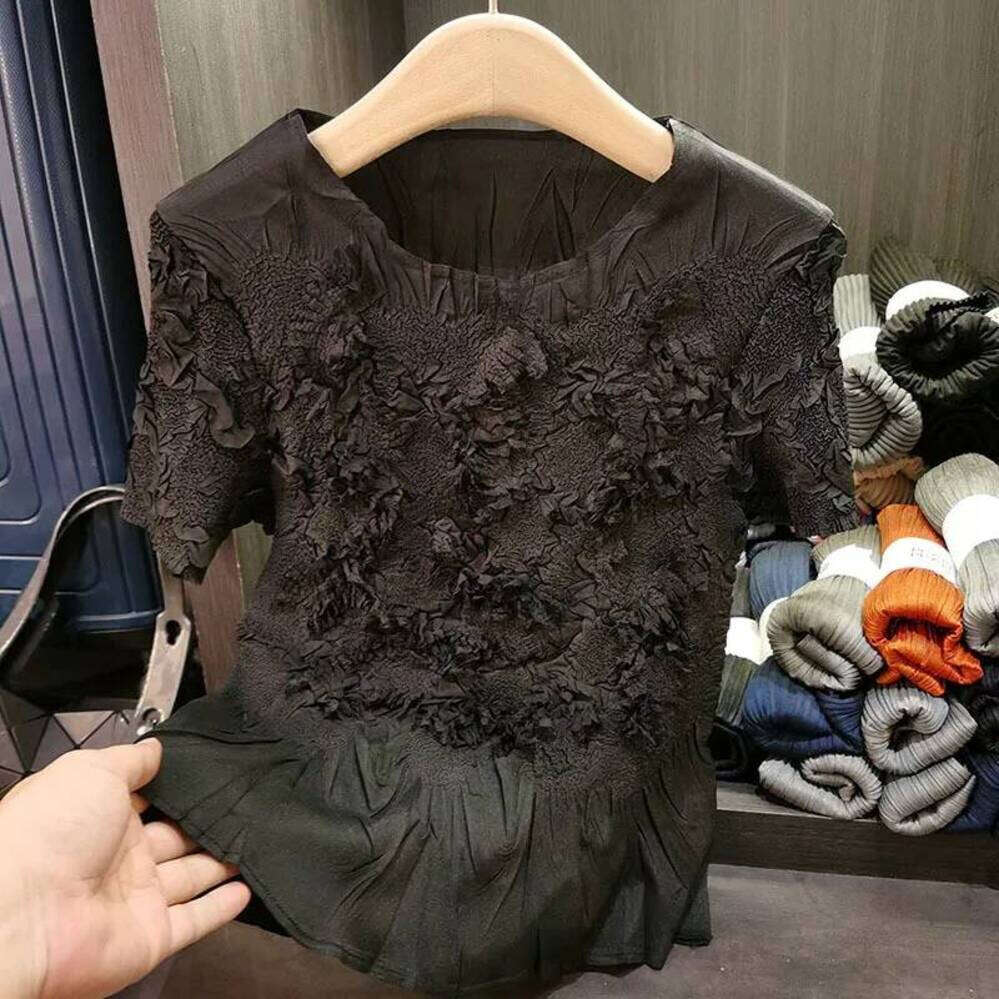 ZHE HAN Miyake Pleated Handmade Stacked Flowers Fold Round Neck T-Shirt Summer New Solid Versatile Thin Short-Sleeved Pleat Tops
