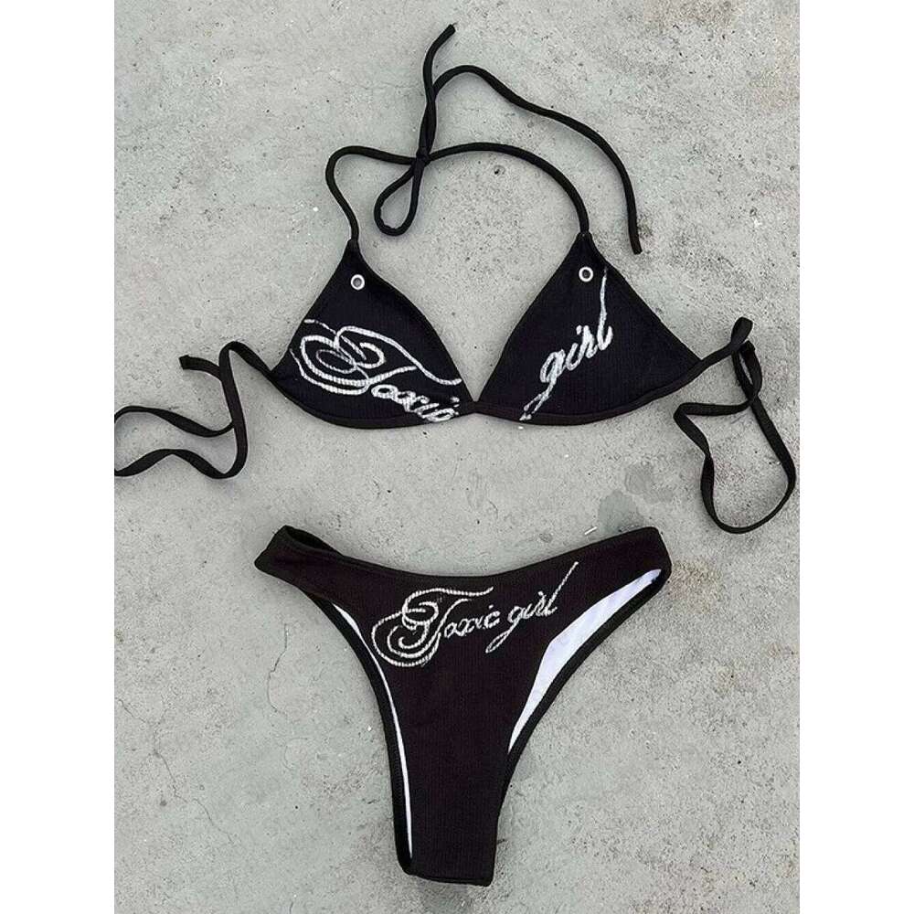 Euro American Summer Beachwear Sexy Girl Bikini With Fashionable Printed Neck Strap Detail Y260303