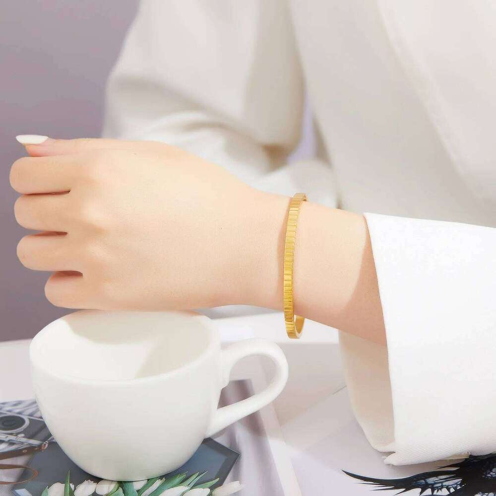 VQYSKO Zircon Geometric Accessories Personalized Simple Versatile Titanium Steel Hand Bracelet Female Jewelry XJ260303