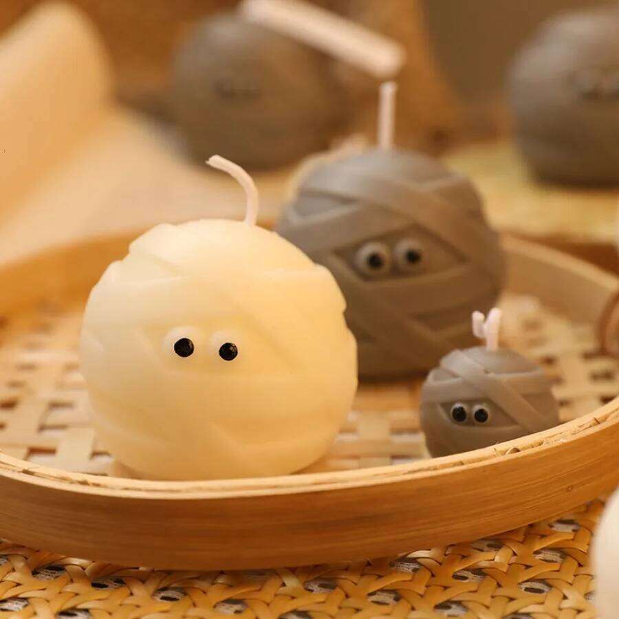 1 x Mummy Candle, Handmade Scented Candle for Christmas Party and Home Decoration, Halloween Gift W260304