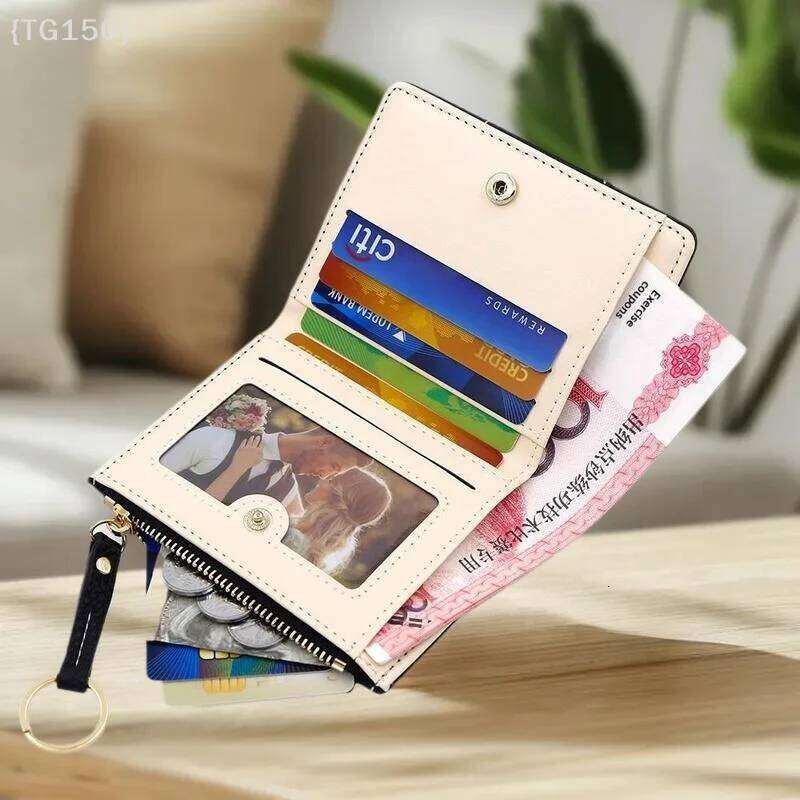 New Women's Short And Simple Card Holder, Coin Purse, Student Clutch, Folding Wallet, Stylish Solid Color C260304