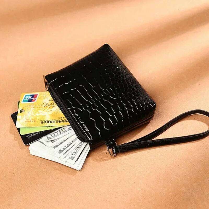 New Mini Women's Wallet Crocodile Pattern Short Zipper Wrist Small Bag Fashion Pu Leather Ladies Card Holder Coin Purse C260304