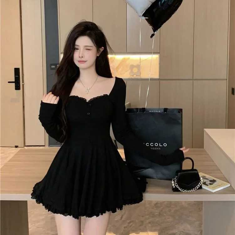 Pure Desire Sexy Lace Trim Dress Spring Autumn Slimming Waist Small Size Pleated A-Line Puffy Skirt M260304