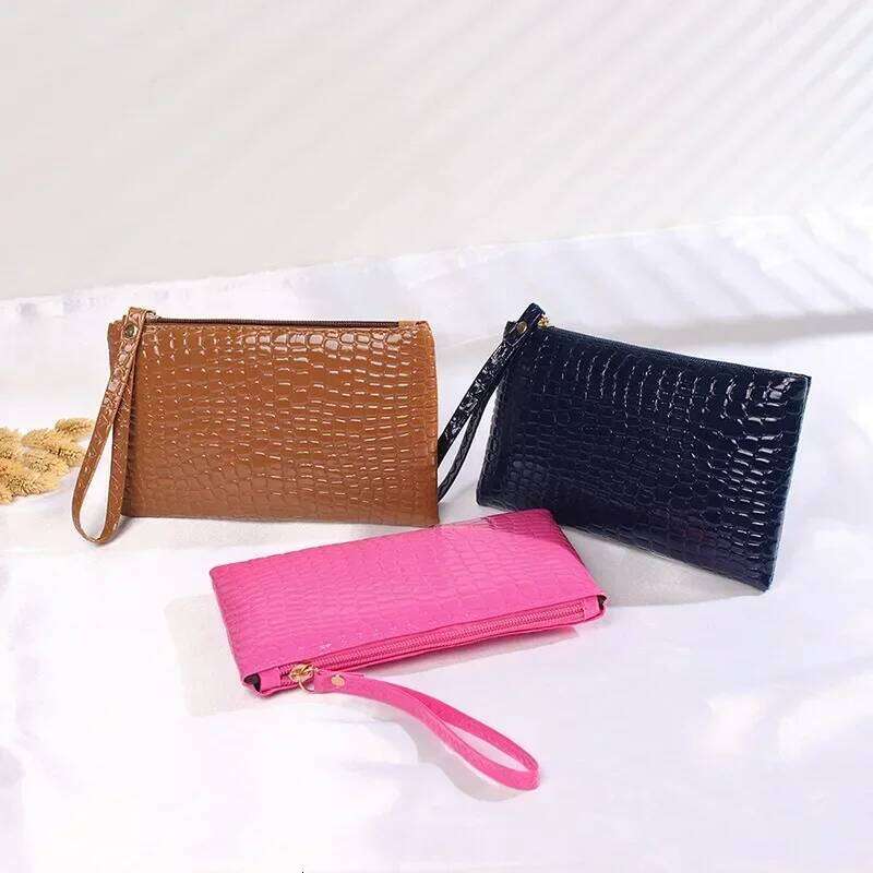 Crocodile for Women Purse New Fashion Small Wrist Bag High-quality PU Coin Wallet Zipper Closure Solid candy colors C260304
