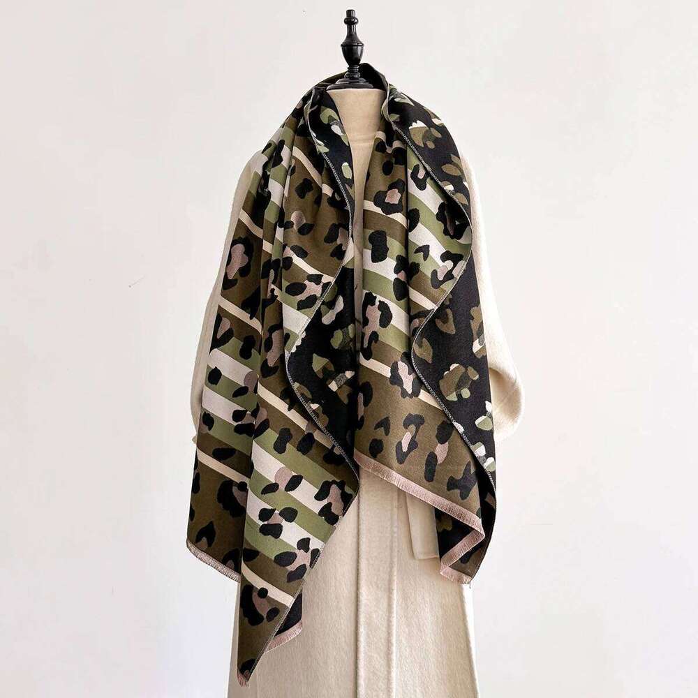 Women Thickening Imitation cashmere Scarves Fashion Designer Leopard Print Beautiful Soft Satin Shawl Neckerchief Scarf XJ260304
