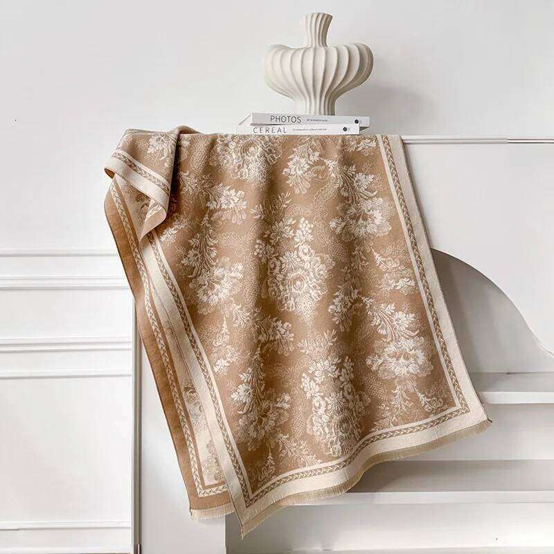 2026 Floral Jacquard Scarf, European Imitation Cashmere Thickened Shawl, Fashion Age-Reducing Winter Wrap XJ260304