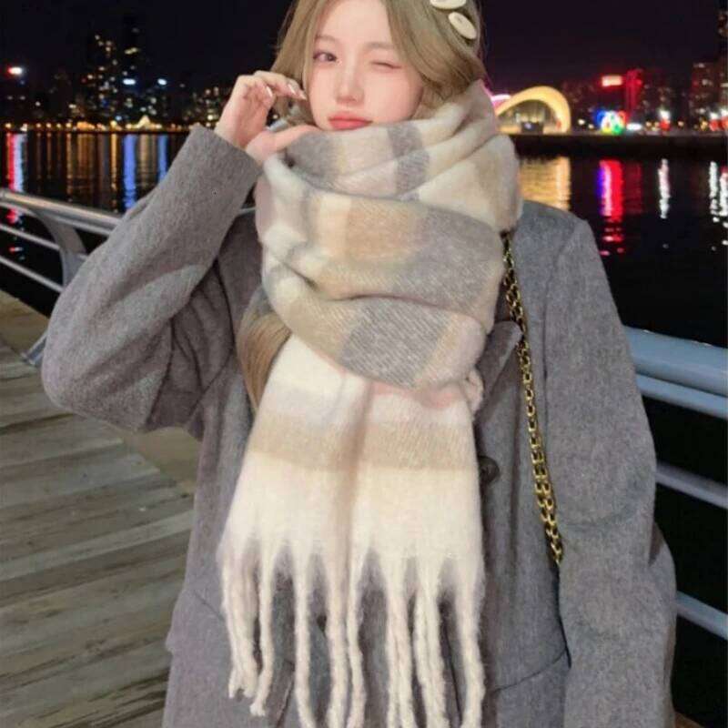 Luxury Warmer Khaki Scarf Women Winter Thickened Tassel Pashmina Shawl For Men Faux Cashmere Warps Autumn Ladies Blanket XJ260304