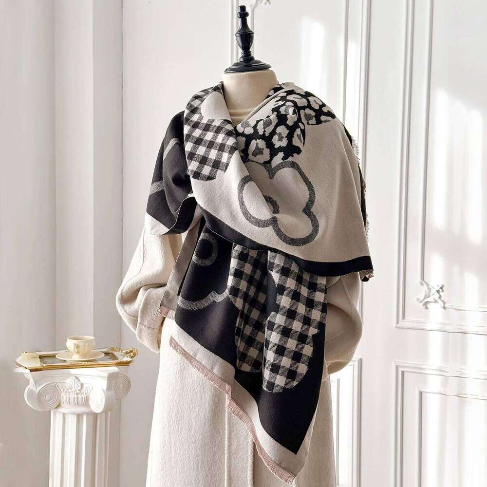 New Fashion Women's Scarves - Floral Leopard Plaid Print Tassels Shawl, Winter Warm Soft Wrap, Vintage Bandana Style Pashmina XJ260304