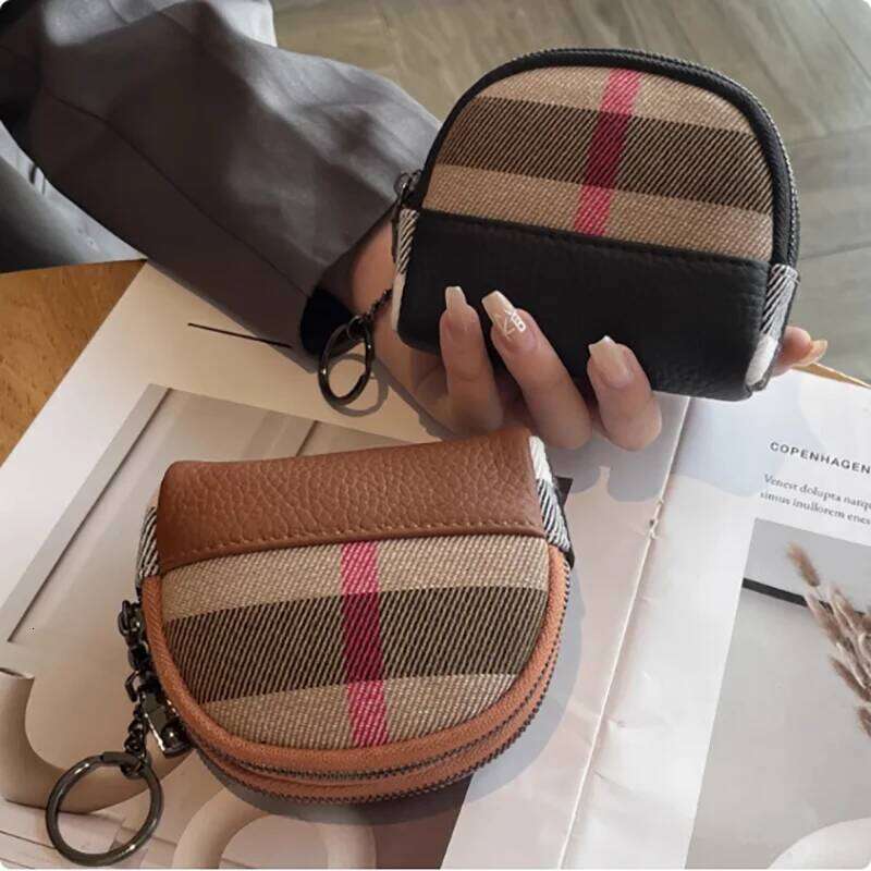 Ladies Vintage Genuine Leather Mini Coin Keychain - Brown with Red, Suitable for Daily Use, Cute Purse C260304