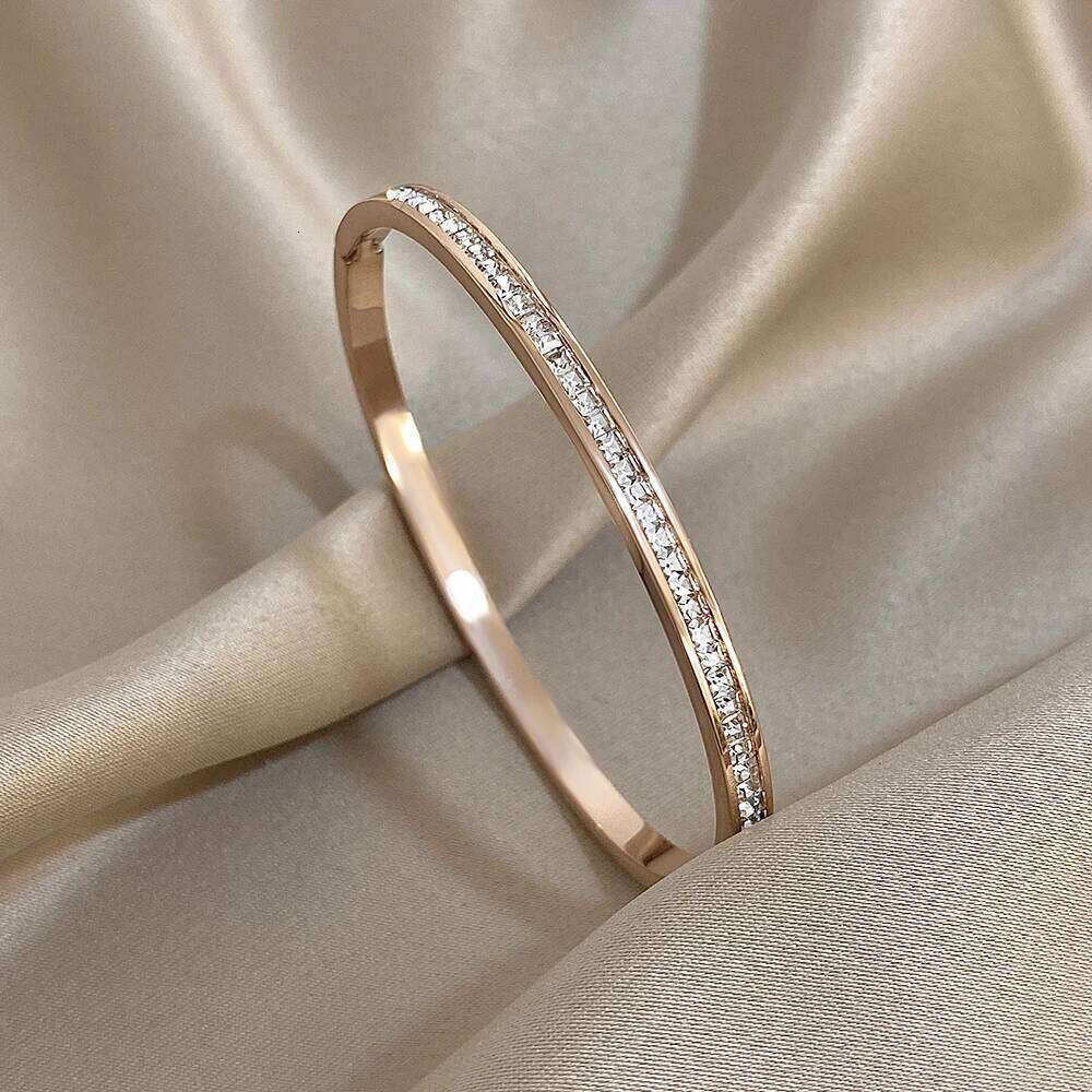 Glossy Rhinestone Stainless Steel Bangles Bracelets for Women Fashion Gold Silver Color Stacked Cuff Bracelet Jewelry Gifts XJ260303