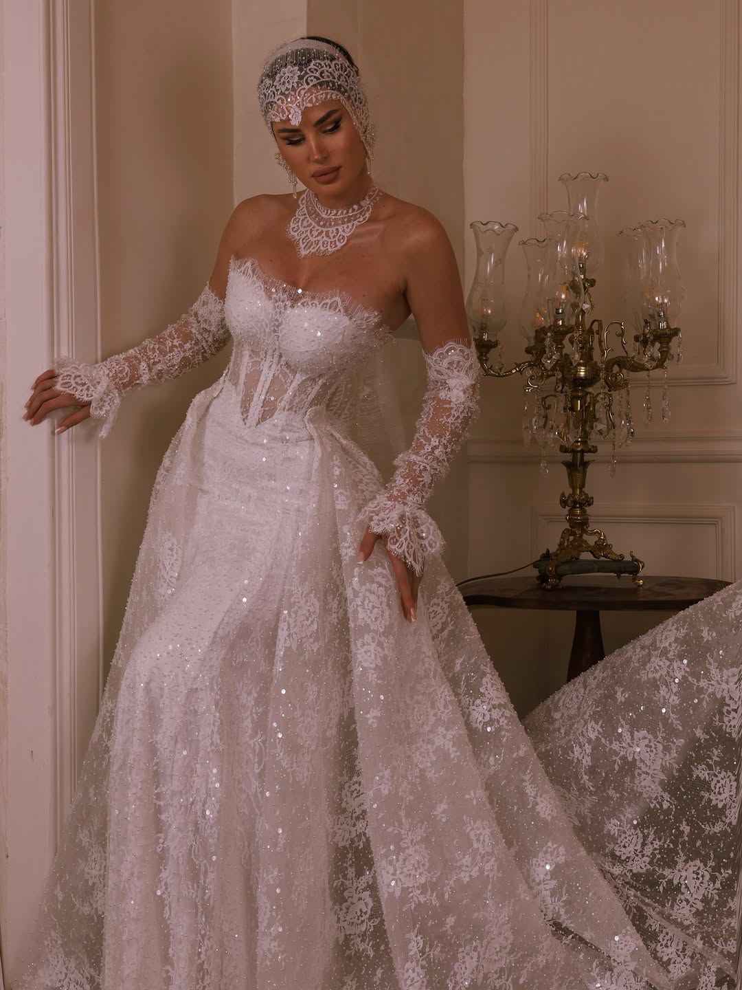 Vintage A Line Women Wedding Strapless Removable Sleeves Bridal Gowns Sequins Lace Detachable Train Dress Custom Made Vestidos De Novia D0306