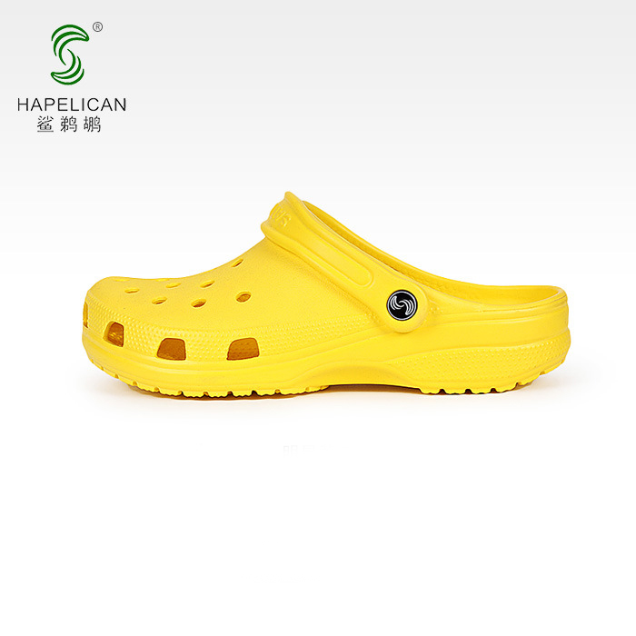 HAPELICAN 2026 hot summer fashionable casual trend designer flat slippers non slip outdoor classic couple beach shoes for woman and man