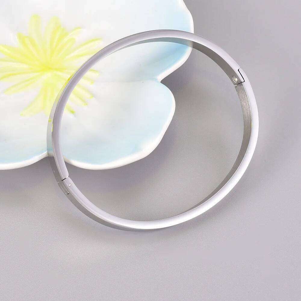 C02 Popular foreign trade item: Simple and fashionable, plain geometric stainless steel, gold smooth bracelet XJ260303