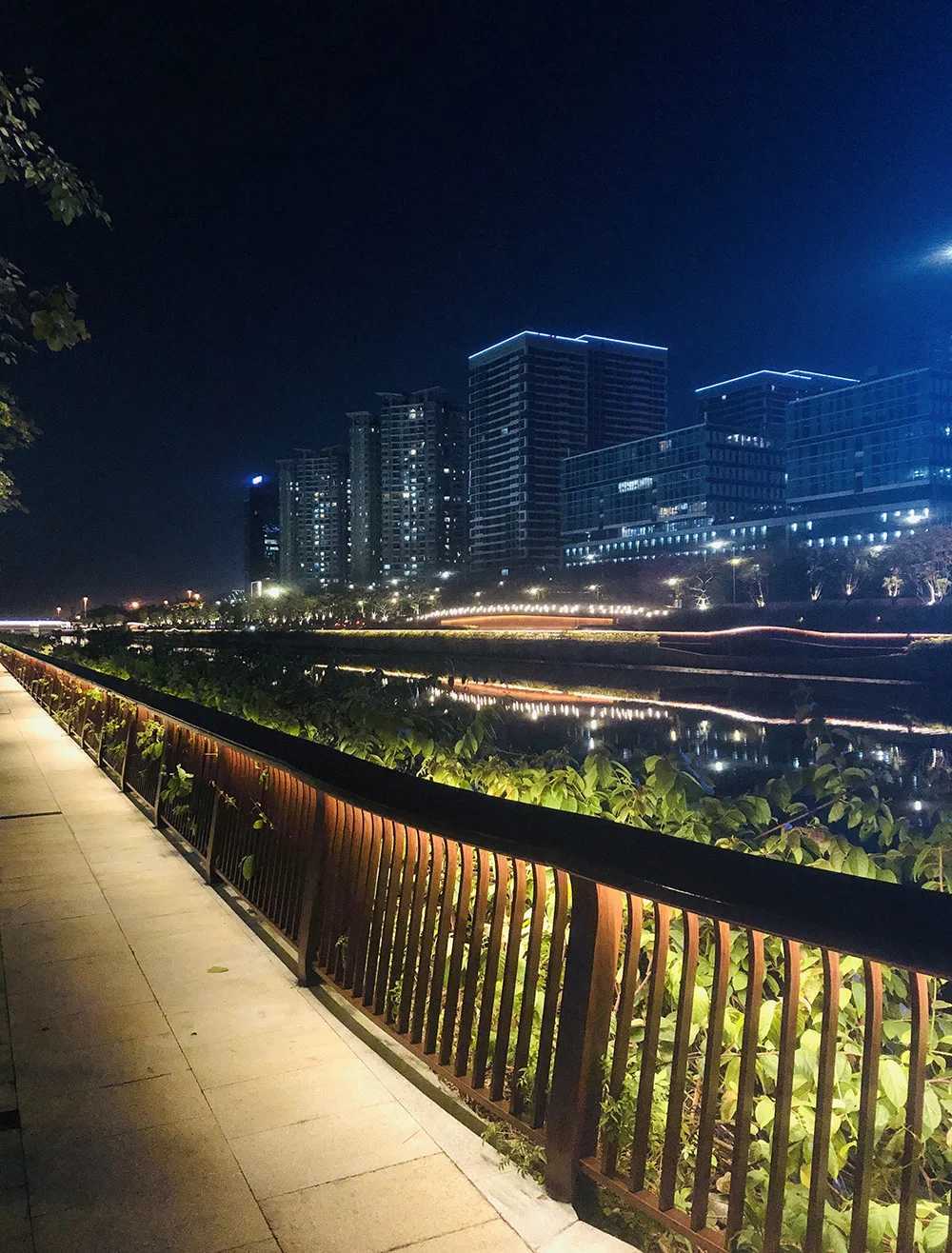 5M 600LEDs LED Strip 2835 DC12V 24V 120LEDs/m Home Lamp Strip Red Ice Blue Green Yellow Pink Flexible And Cuttable Soft Lamp Bar H260304