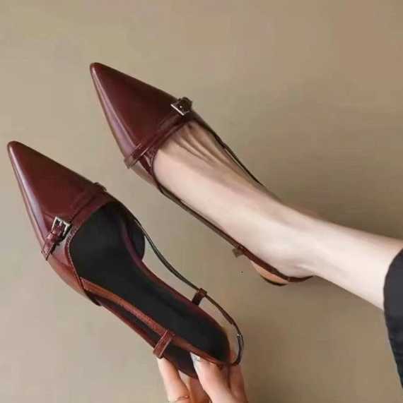 French-style pointed-toe patent leather high-heeled sandals - new style, fairy-like, retro, versatile, with thin heels and a hollow back H260304