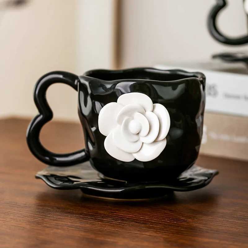 Handheld flower coffee cups and plates ceramic three-dimensional relief mugs flower cups high aesthetic value tea flower cupsT260304